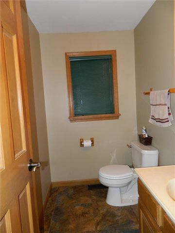 328 Pin Oak Road, Jackson Twp, PA 18360