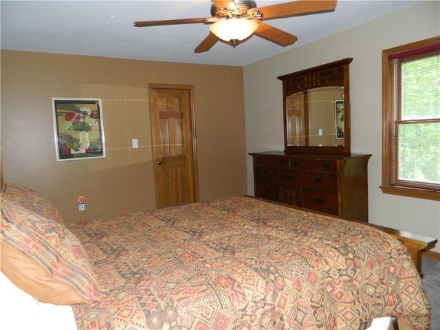 328 Pin Oak Road, Jackson Twp, PA 18360