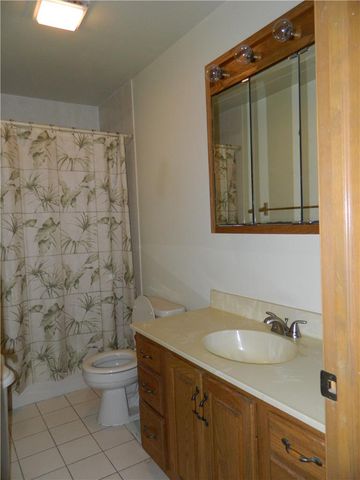 328 Pin Oak Road, Jackson Twp, PA 18360