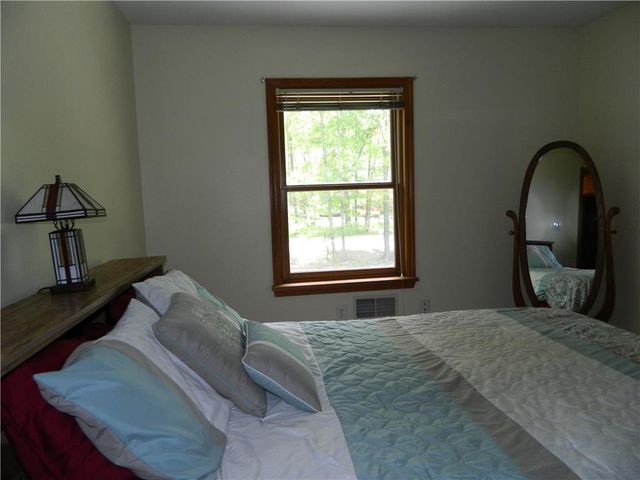 328 Pin Oak Road, Jackson Twp, PA 18360