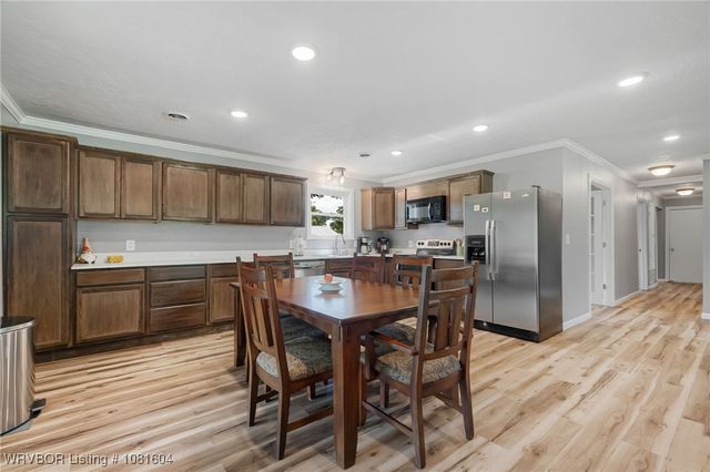 306 Dillon Circle, Pocola, OK 74902