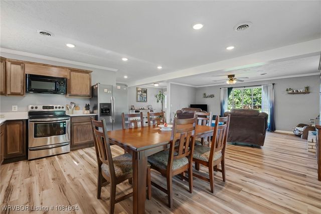 306 Dillon Circle, Pocola, OK 74902