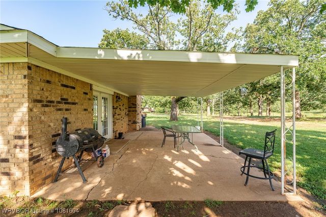 306 Dillon Circle, Pocola, OK 74902