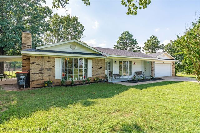 306 Dillon Circle, Pocola, OK 74902