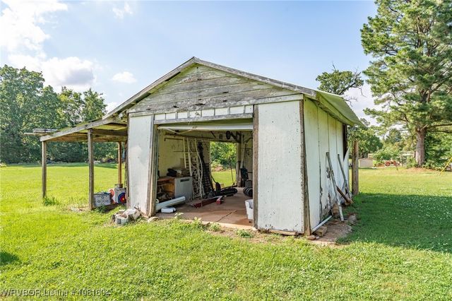 306 Dillon Circle, Pocola, OK 74902