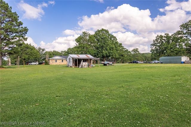 306 Dillon Circle, Pocola, OK 74902