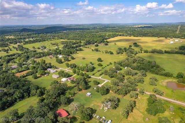 306 Dillon Circle, Pocola, OK 74902