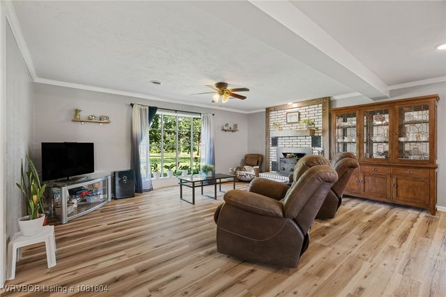 306 Dillon Circle, Pocola, OK 74902