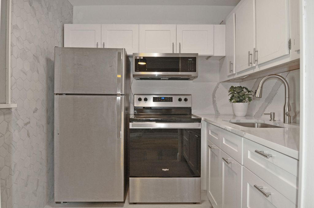 238 Chatham L, West Palm Beach, FL 33417