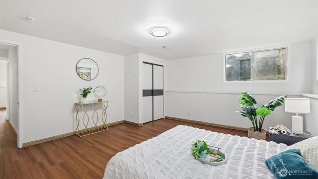 20527 132nd Avenue SE, Kent, WA 98042