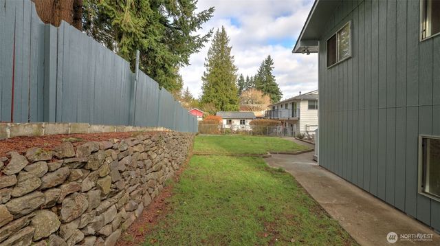 20527 132nd Avenue SE, Kent, WA 98042