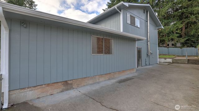 20527 132nd Avenue SE, Kent, WA 98042