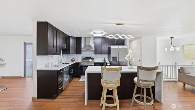 20527 132nd Avenue SE, Kent, WA 98042