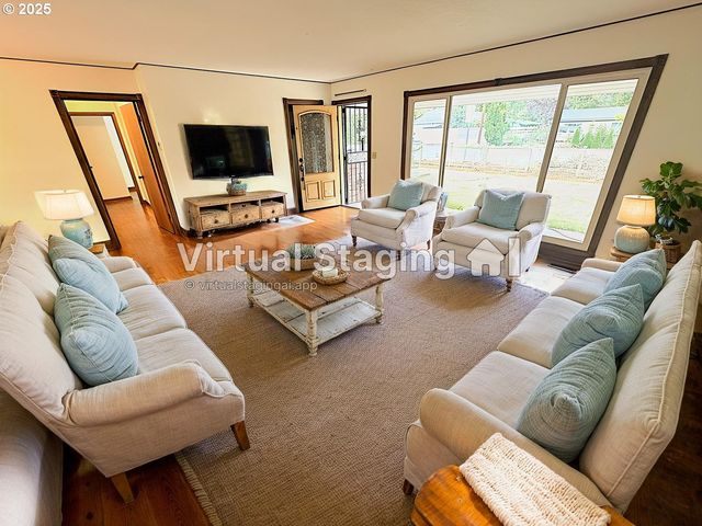 2442 Se 190TH Ave, Portland, OR 97233