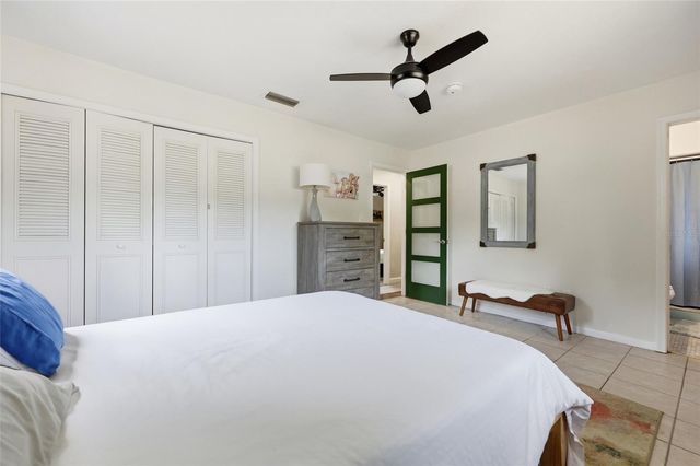 4202 NW 15TH PLACE, Gainesville, FL 32605