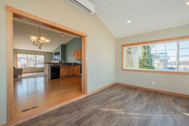 1017 Abbey Road, Northfield, MN 55057