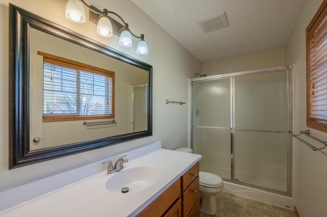 1017 Abbey Road, Northfield, MN 55057