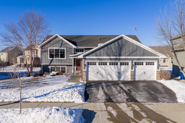 1017 Abbey Road, Northfield, MN 55057