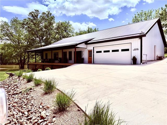 31745 Sleigh Lane, Warsaw, MO 65355