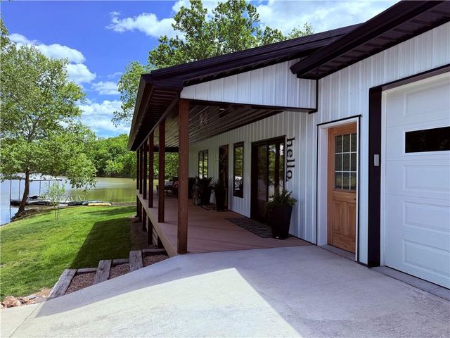 31745 Sleigh Lane, Warsaw, MO 65355