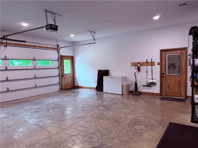 31745 Sleigh Lane, Warsaw, MO 65355