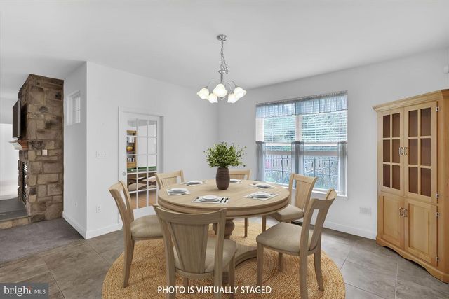52 HARRY AVE, Reading, PA 19607