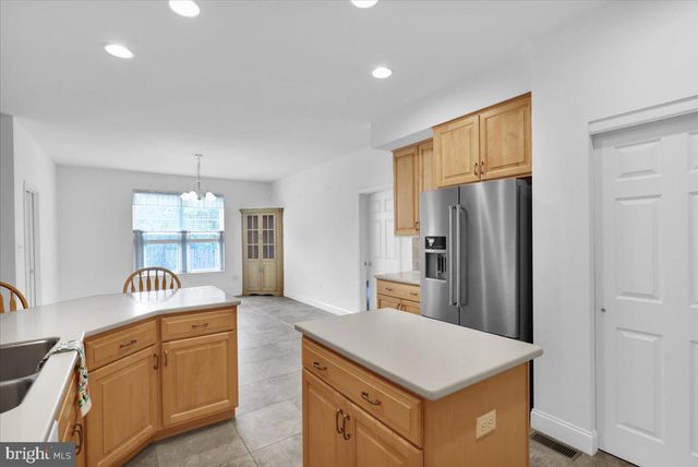 52 HARRY AVE, Reading, PA 19607