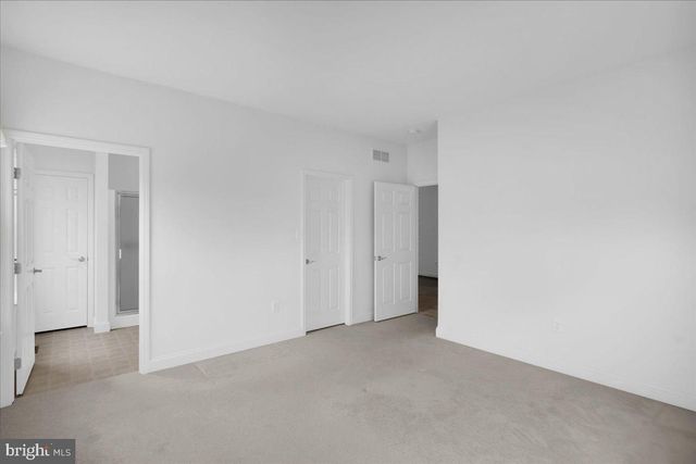 52 HARRY AVE, Reading, PA 19607