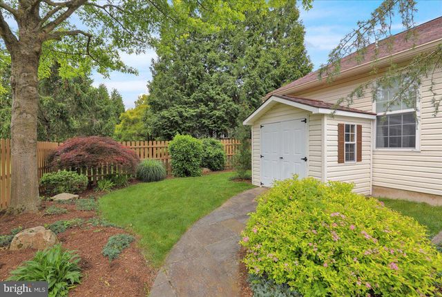 52 HARRY AVE, Reading, PA 19607