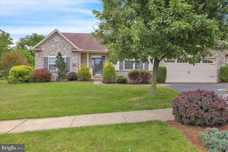 52 HARRY AVE, Reading, PA 19607
