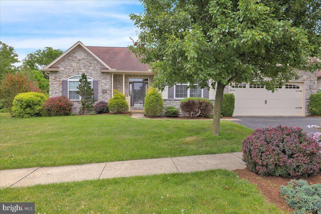 52 HARRY AVE, Reading, PA 19607
