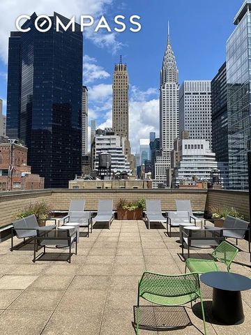 310 Lexington Ave Apt 1B, New York City, NY 10016