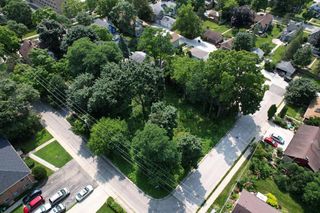 Lt1 HARTMAN PLACE, Waukesha, WI 53186