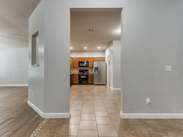 8416 SW 49th Circle, Oklahoma City, OK 73179