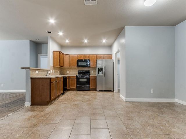 8416 SW 49th Circle, Oklahoma City, OK 73179