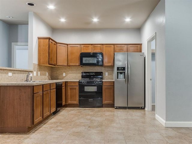 8416 SW 49th Circle, Oklahoma City, OK 73179