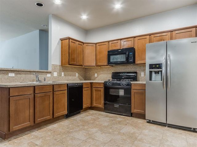 8416 SW 49th Circle, Oklahoma City, OK 73179