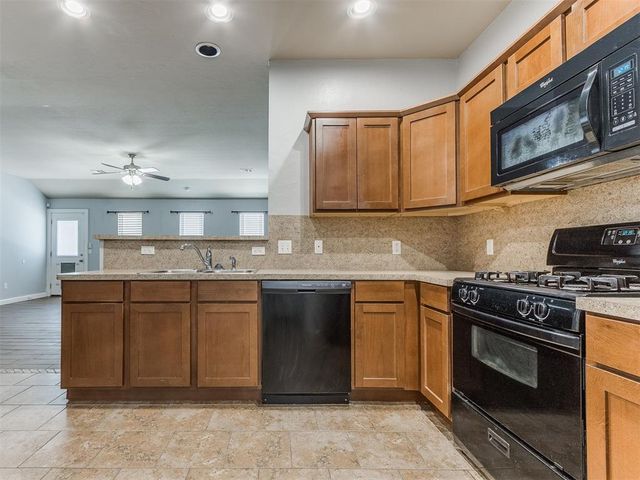 8416 SW 49th Circle, Oklahoma City, OK 73179