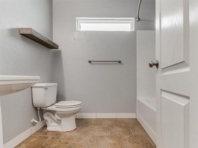 8416 SW 49th Circle, Oklahoma City, OK 73179