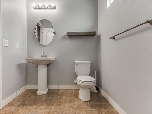 8416 SW 49th Circle, Oklahoma City, OK 73179