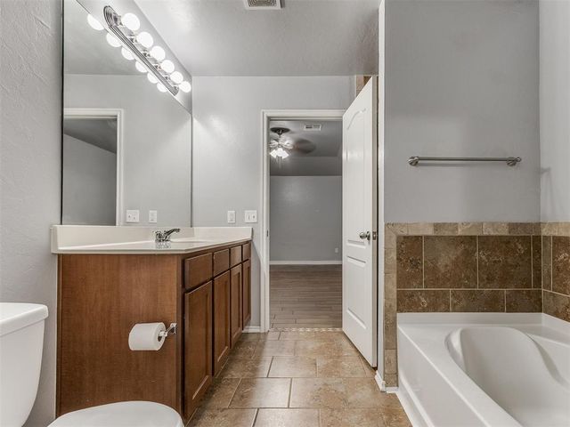 8416 SW 49th Circle, Oklahoma City, OK 73179