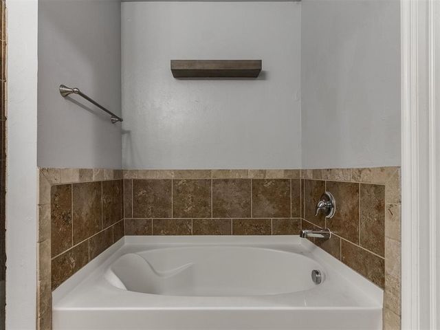 8416 SW 49th Circle, Oklahoma City, OK 73179