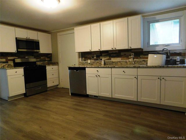 973 State Route 42, Sparrowbush, NY 12780
