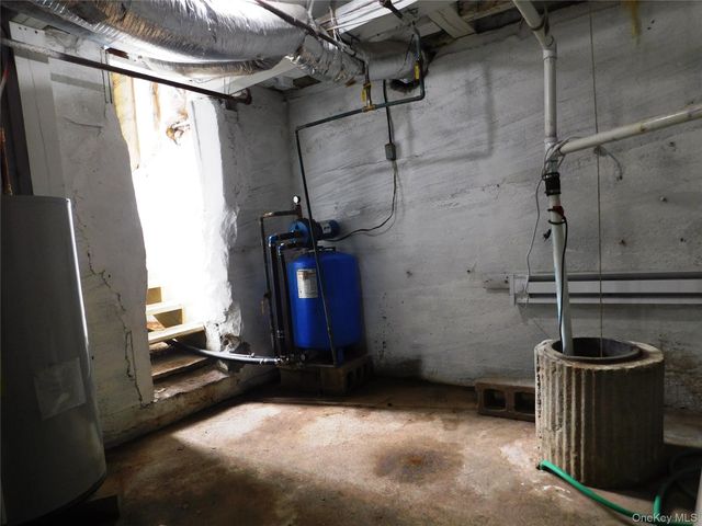 973 State Route 42, Sparrowbush, NY 12780