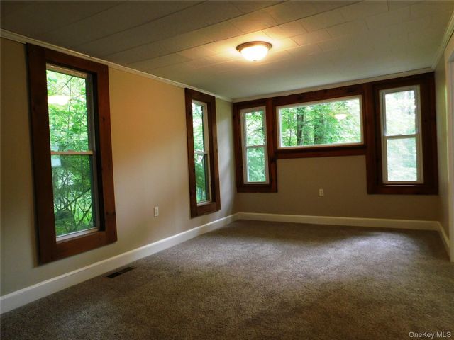973 State Route 42, Sparrowbush, NY 12780
