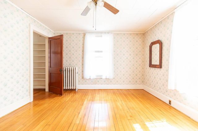 9 Tuttle Street, Rockingham, VT 05101