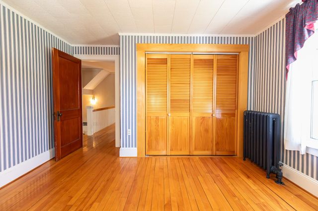 9 Tuttle Street, Rockingham, VT 05101