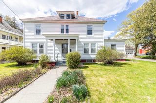9 Tuttle Street, Rockingham, VT 05101