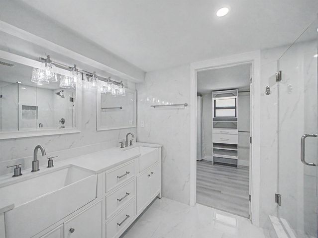 9298 Birmingham Drive, Palm Beach Gardens, FL 33410