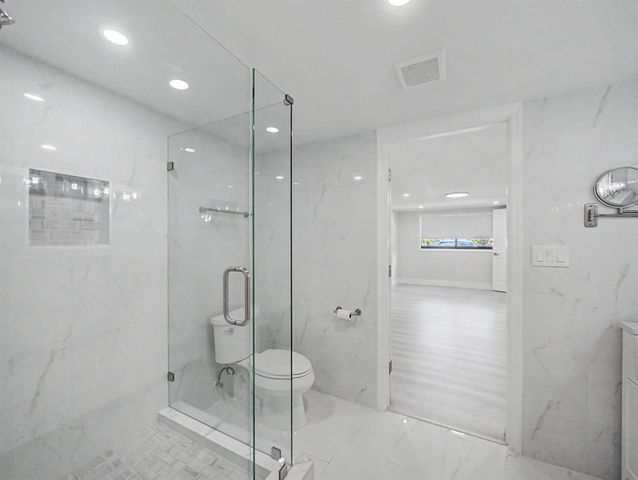 9298 Birmingham Drive, Palm Beach Gardens, FL 33410